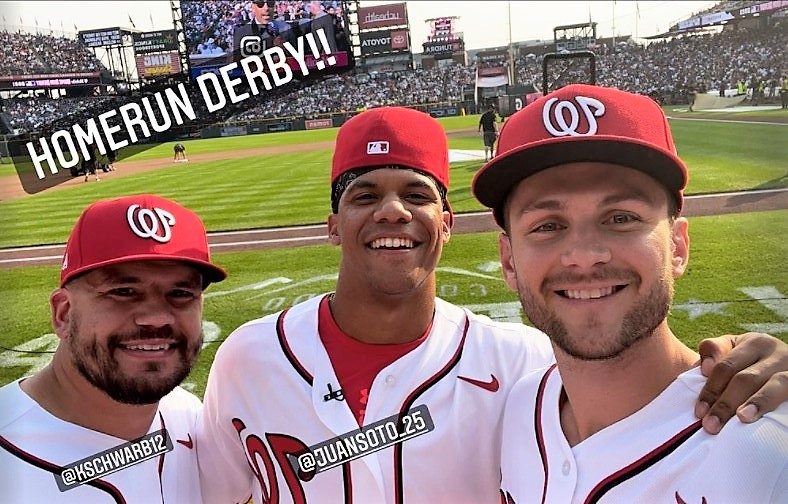 Max Scherzer is in New York, Scherzday their fans Shirt